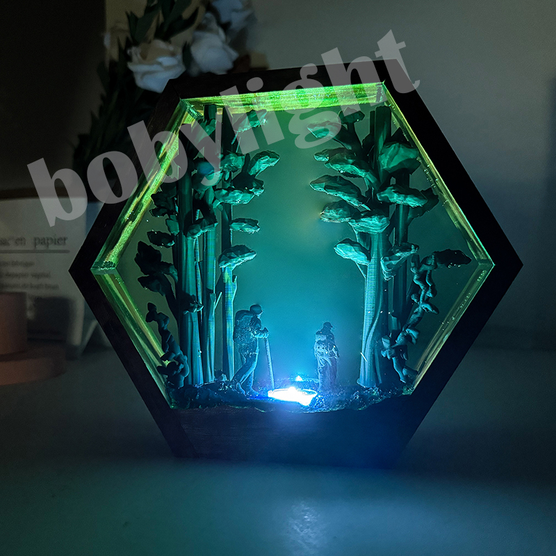 Hiker Figure Table Resin Lamp  - مراجعة Home Decor Resin وسعره