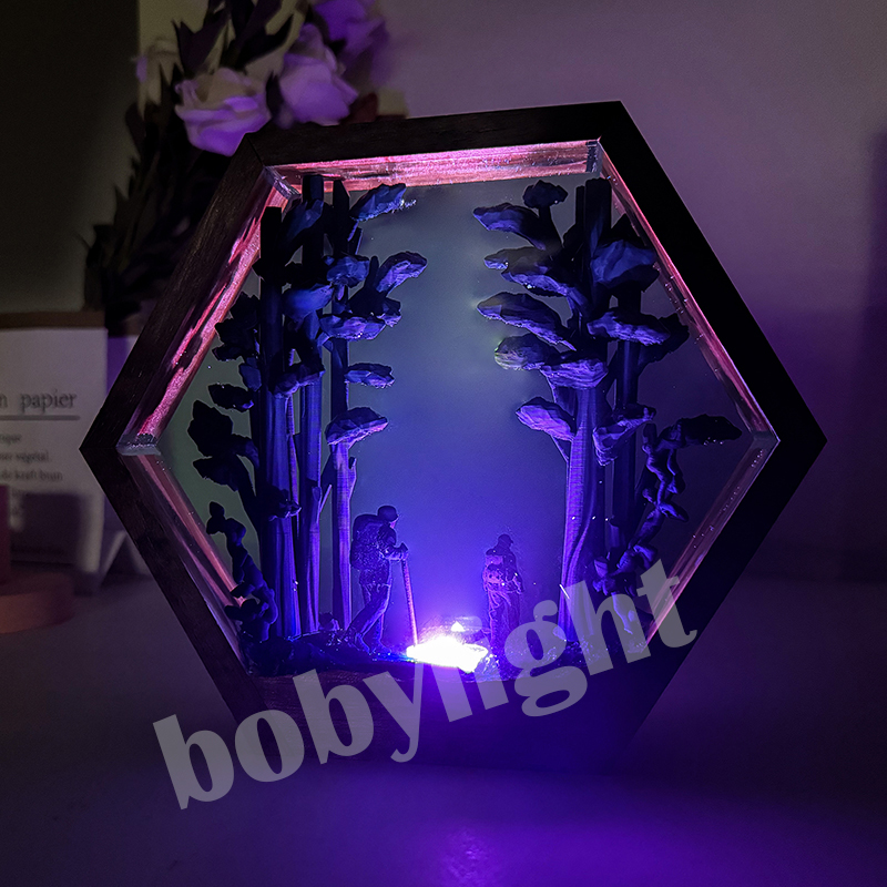 Hiker Figure Table Resin Lamp  - مراجعة Home Decor Resin وسعره